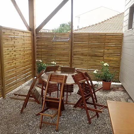 A Portee De Tongs! Apartment *